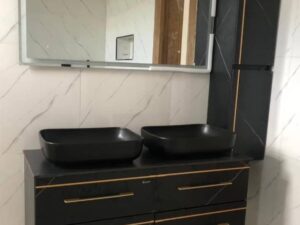 b294a628-9cea-4ce3-942a-c2659ef6f7b5 Black Floating Cabinet Basin Set with Mirror — Clean Minimalist Style