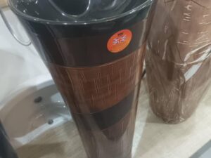 c04e9cb8-a89d-430b-be4e-70deb07c3f6e Black & Brown Executive Pedestal Racing Basin – Premium Series