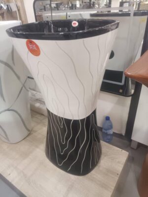 Black & White Pedestal Basin – Flow Line Pattern